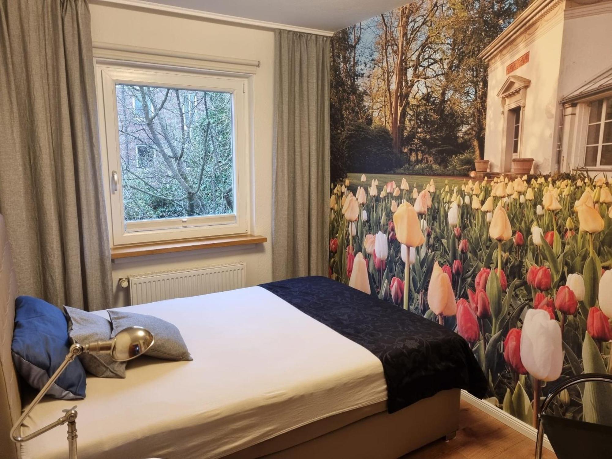 Stadtnahe Wohnung Mit Kl.Balkon Und Parkplatz Oldenburg Room photo